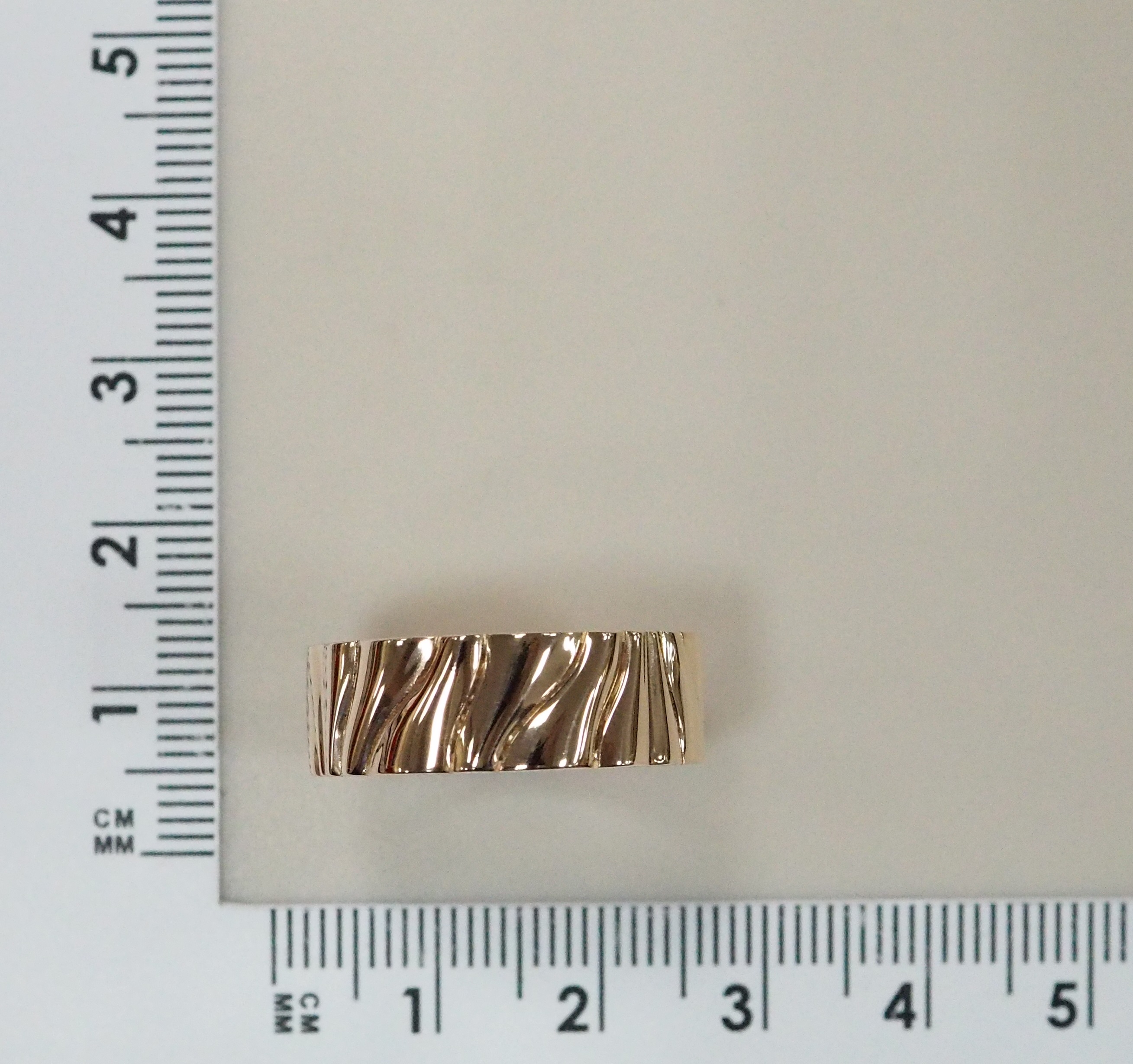 Кольцо из золота